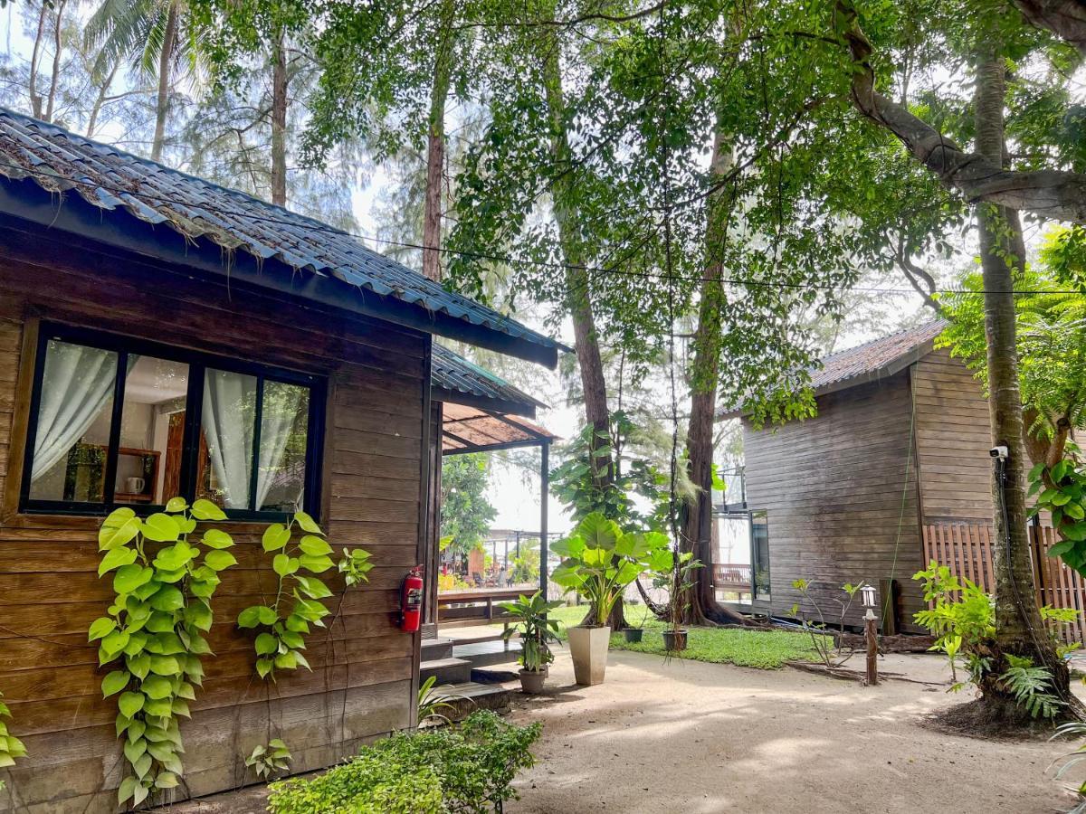 Salisa Resort Koh Lipe Extérieur photo