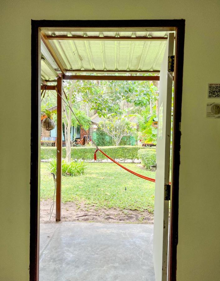Salisa Resort Koh Lipe Extérieur photo