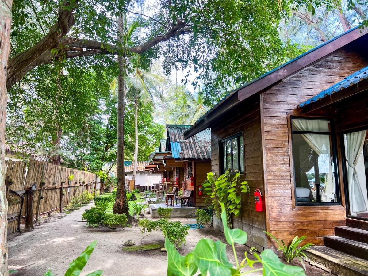 Salisa Resort Koh Lipe Extérieur photo