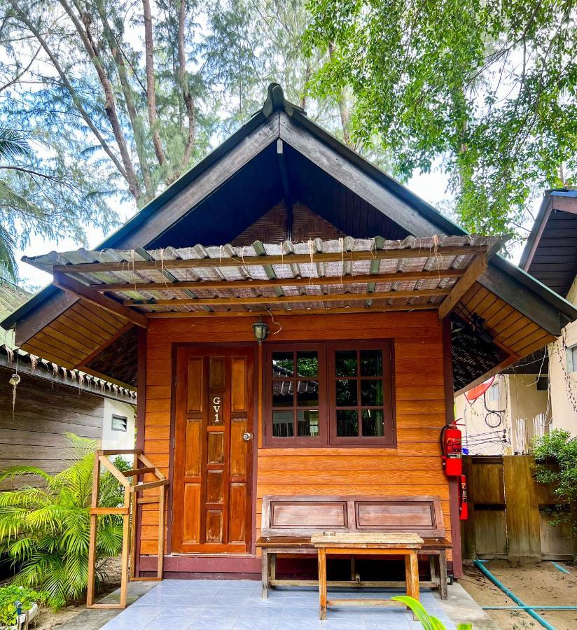 Salisa Resort Koh Lipe Extérieur photo